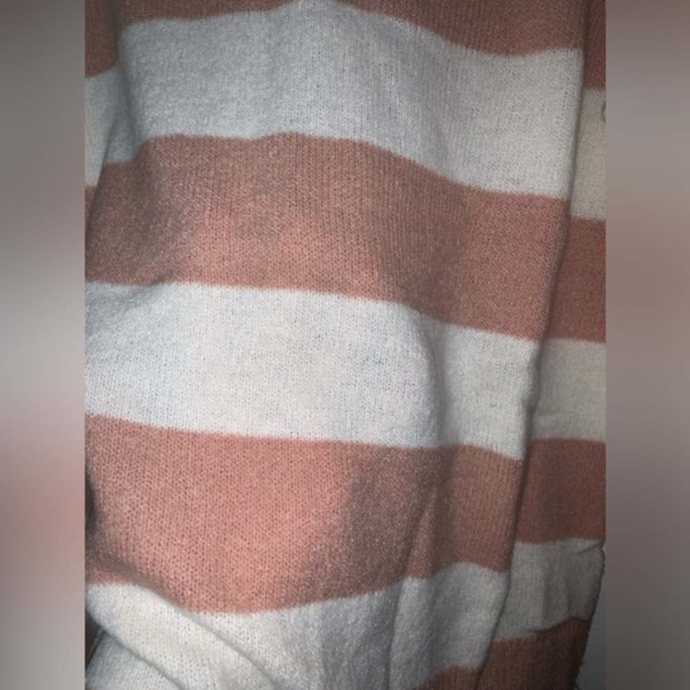 NWOT lush pink and cream striped lightweight sweater size medium - Picture 8 of 11